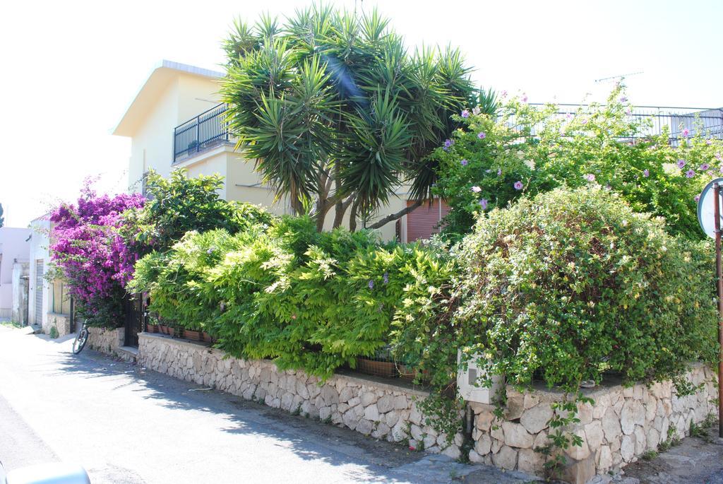 Casa Noemi B&B Uggiano La Chiesa Esterno foto