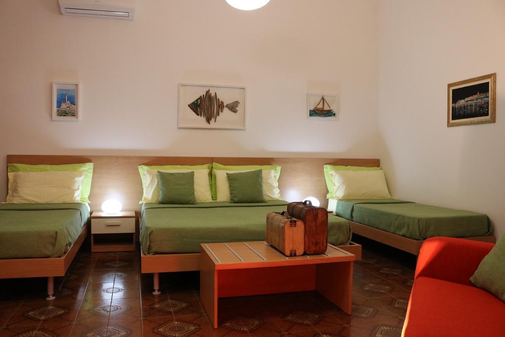 Casa Noemi B&B Uggiano La Chiesa Esterno foto